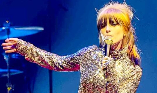 Paramore Singer Hayley Williams Stuns In Newly-Released Sultry Photos