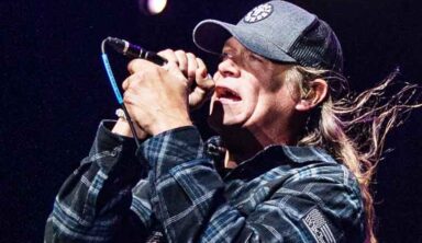 Mark Tremonti & Other Rockers Share Heartbreaking Tributes To Late 3 Doors Down Frontman