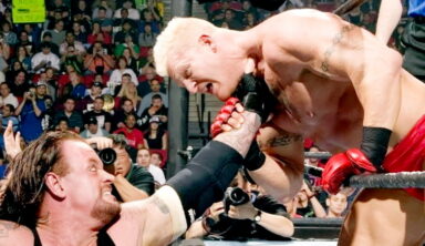 Photograph Of Former WWE Star Jon Heidenreich Working At Walmart Goes Viral