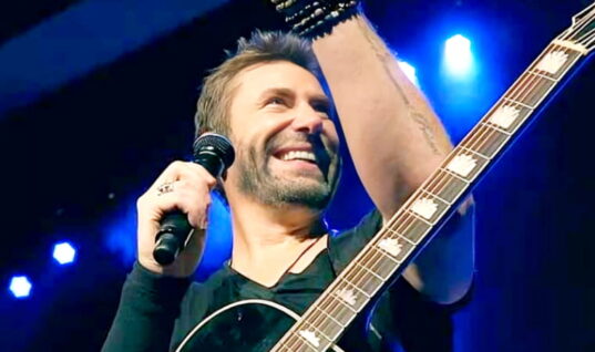 Nickelback’s Chad Kroeger Goes Viral For Drunken Rendition of “Rockstar”