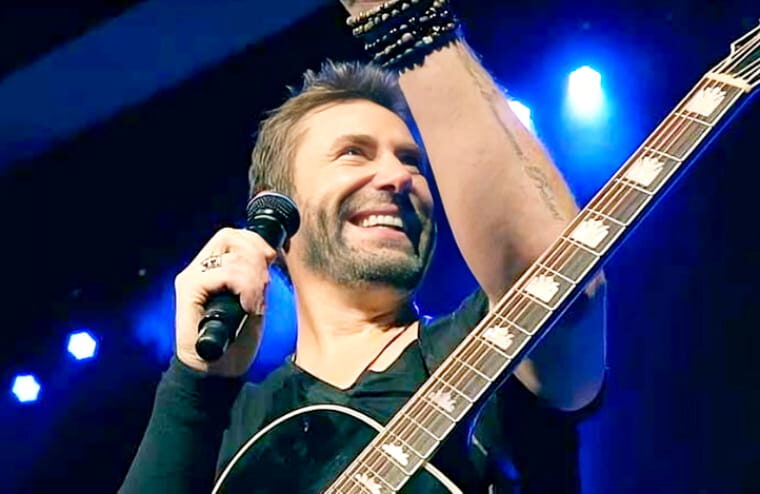 Nickelback’s Chad Kroeger Goes Viral For Drunken Rendition of “Rockstar”