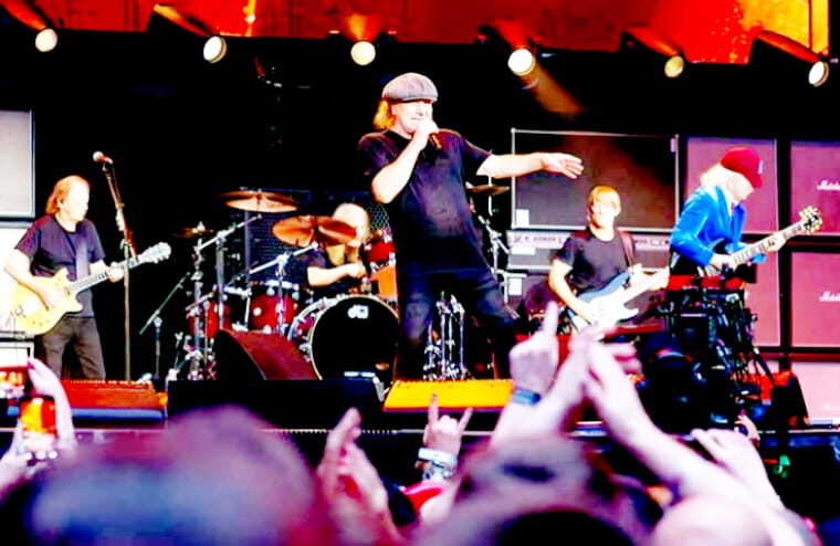 AC/DC Guitarist Hospitalized In Buenos Aires