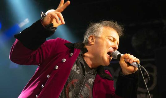 Iconic Punk Singer Shares Terrifying Health News