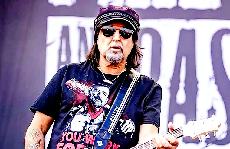 Motörhead Drummer Mikkey Dee Shares Heartbreaking Tribute To Late Guitarist Phil Campbell