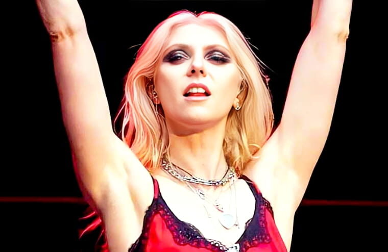 Taylor Momsen Of The Pretty Reckless Suffers Frightening Incident On Tour With AC/DC In Mexico