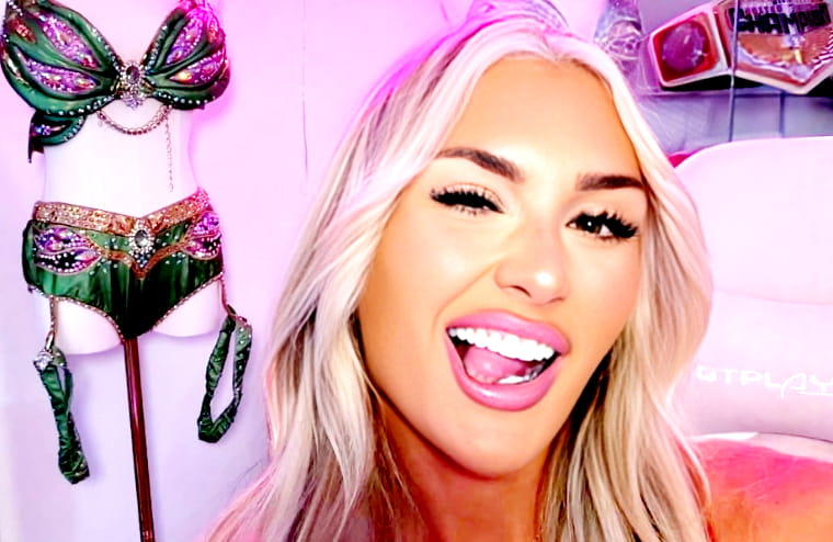 Tiffany Stratton Shuts Down Rumor That WWE Fired Wrestler For Flirting With Her