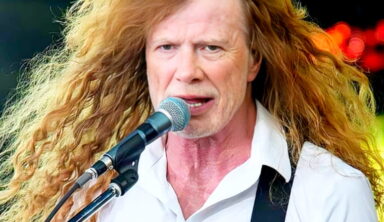 Megadeth’s Dave Mustaine Blisters Newspaper Reporter In On Stage Rant