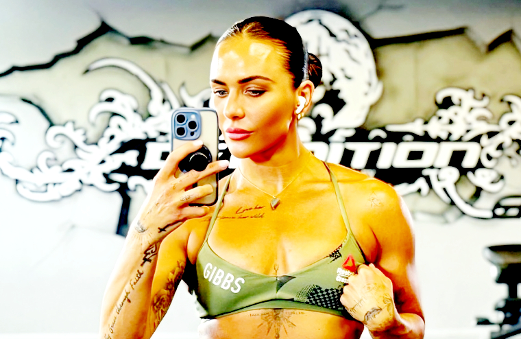 Former AEW Wrestler Highlights Her Curves In Sun-Soaked Video While Promoting Her OnlyFans